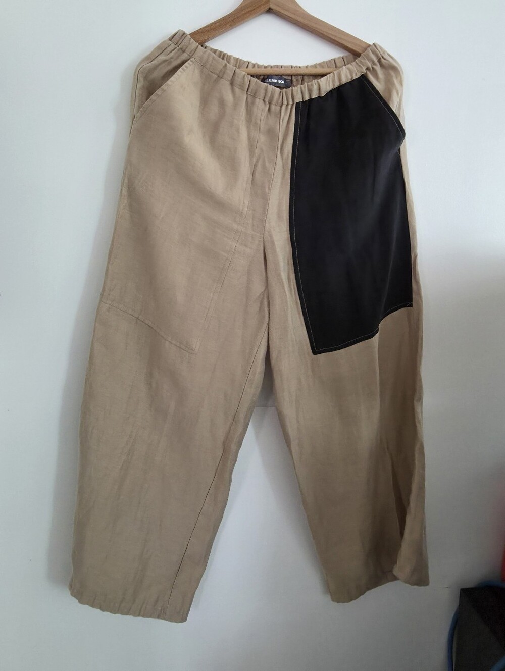 Two Piece Linen, Black Tan Designer Set, Made In Israel. - Picture 4 of 8